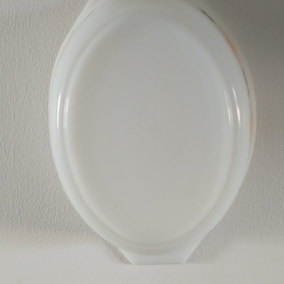 Vintage Pyrex Town & Country Casserole Dish - Picture 4 of 11